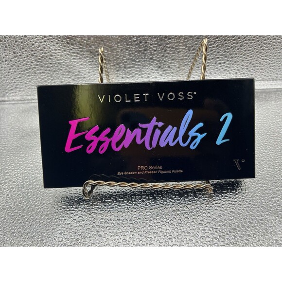 VIOLET VOSS Essentials 2 Eye Shadow Palette New In Box - Picture 2 of 6